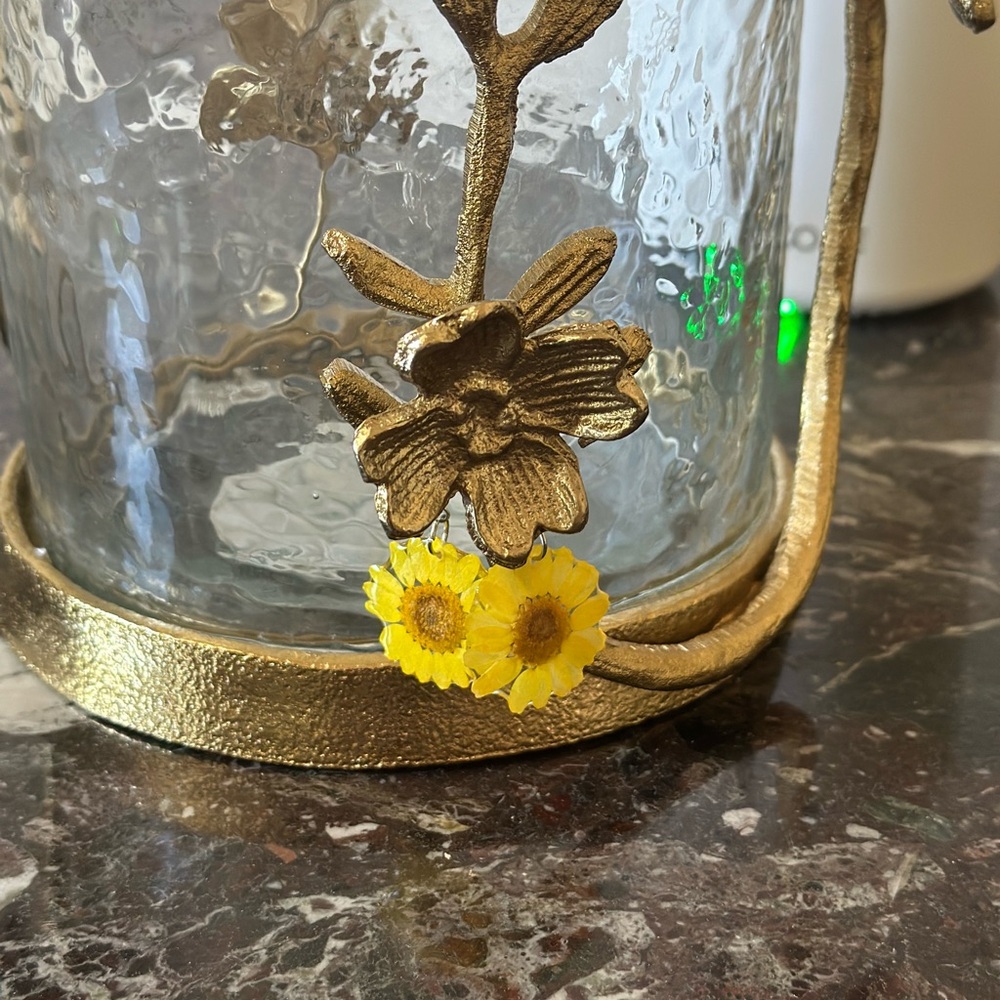 Flower resin earrings boutique